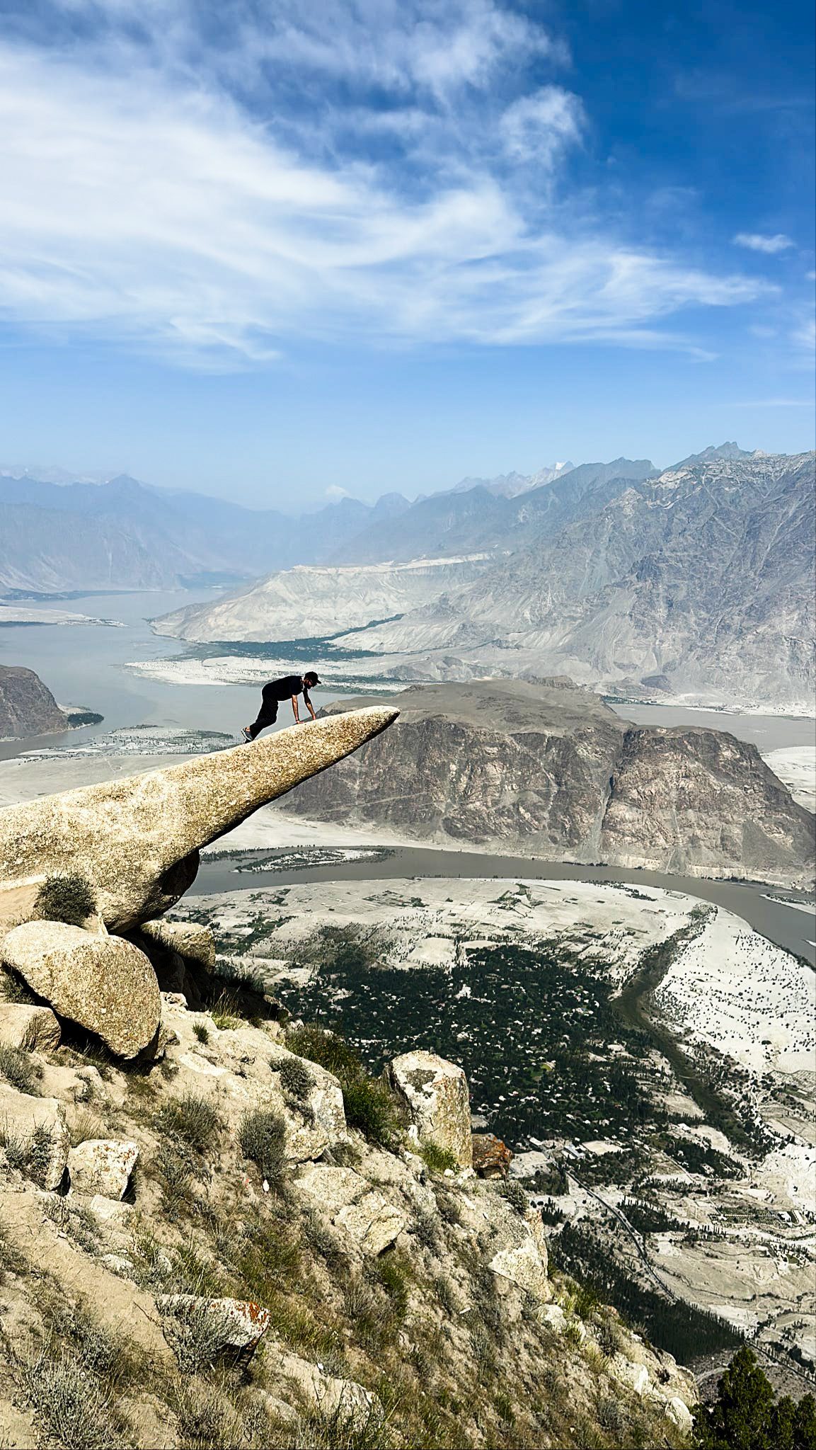 Masur Rock viewpoint above Skardu